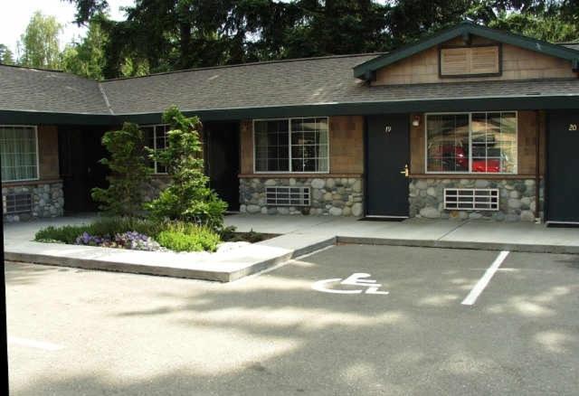 Poulsbo Inn & Suites Exterior photo